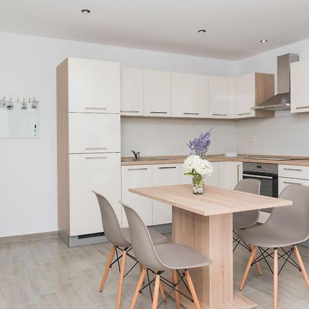 Apartmani Spanja Vodice Esterno foto