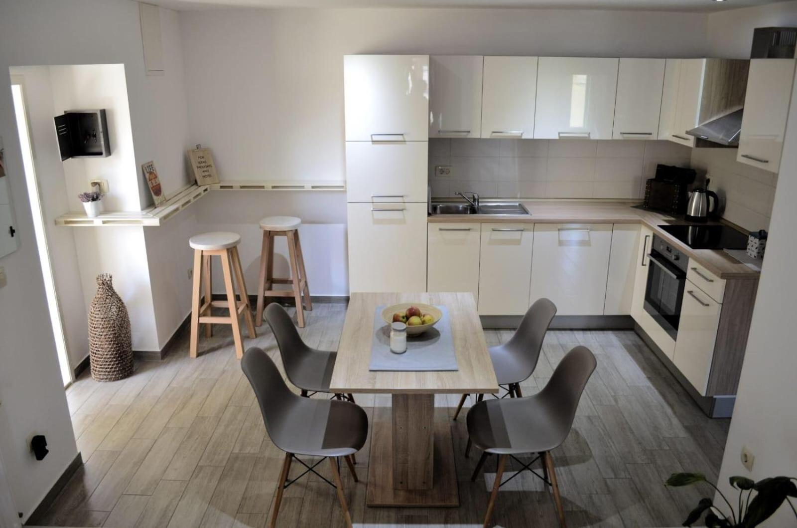 Apartmani Spanja Vodice Esterno foto
